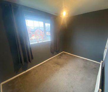2 bedroom semi-detached house to rent - Photo 4