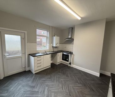 2 bedroom terraced house to rent - Photo 6