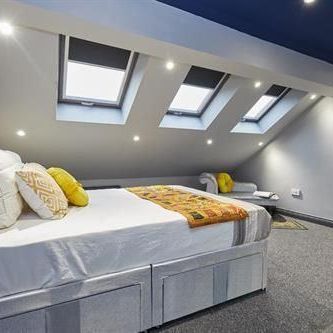 4 bedroom terraced house to rent - Photo 1