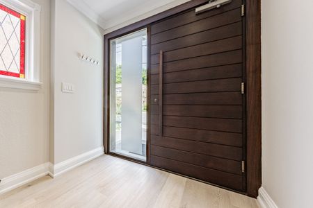 For Lease - 1836 Bathurst Street, Toronto, Ontario - Photo 3