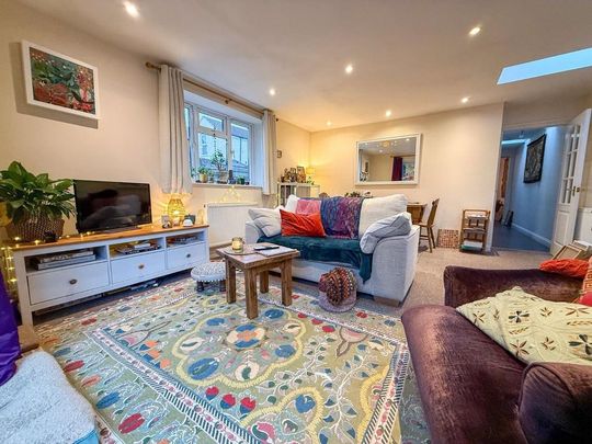 2 bedroom house to rent - Photo 1