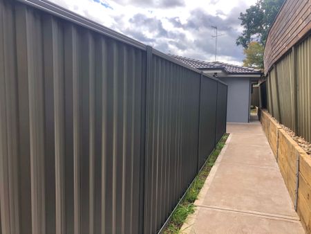 2 Bedroom Granny Flat in Quiet Location! - Photo 2