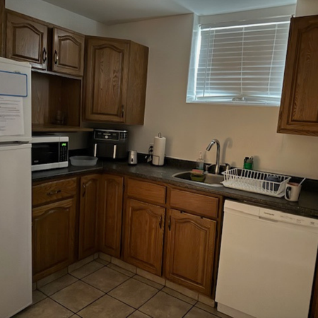 Room Rental Near U of S - Photo 4