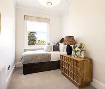 4 bedroom apartment to rent - Photo 5