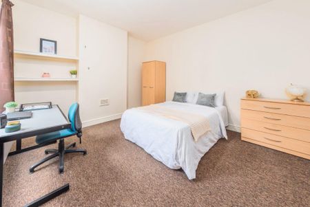 3 bedroom terraced house to rent - Photo 2