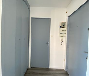 Location Appartement 1 pièce 25m² - Photo 4