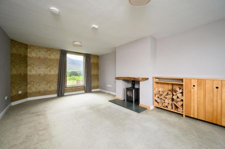 4 bedroom barn conversion to rent - Photo 2
