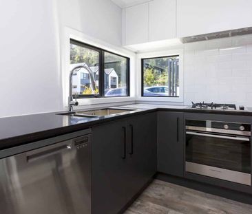 12 Betty Boyes Street, Wallaceville - Photo 5