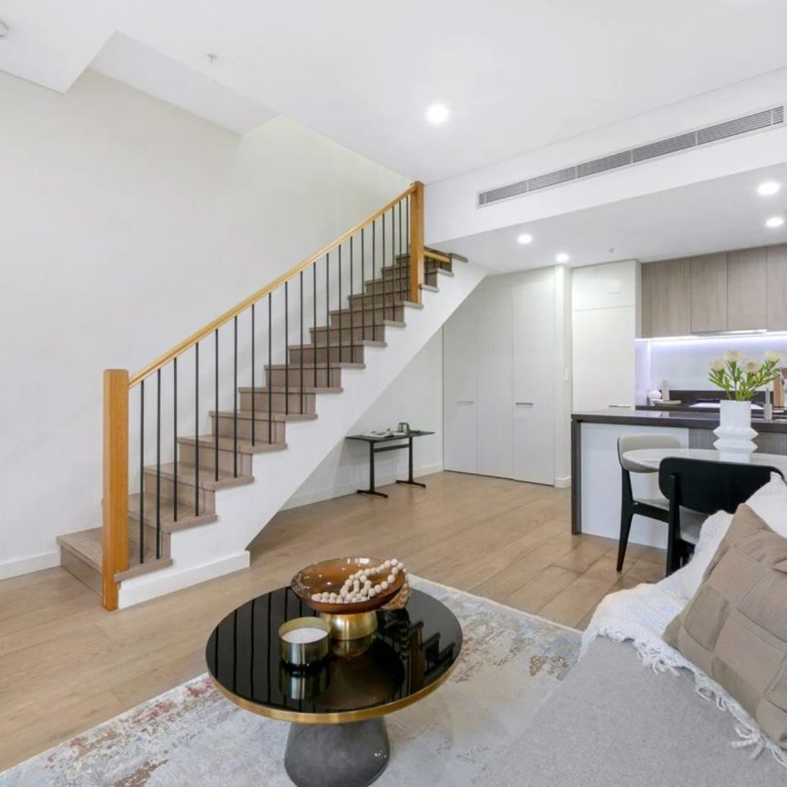 Contemporary One Bedroom + Study - Photo 1