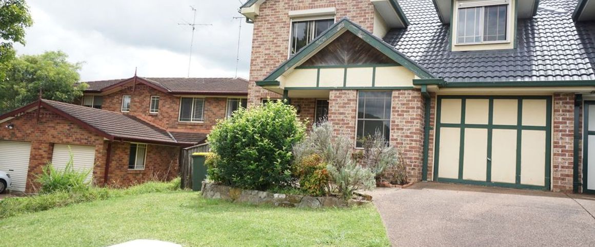 Spacious 4-Bedroom Duplex with Exceptional Outdoor Living - Photo 1