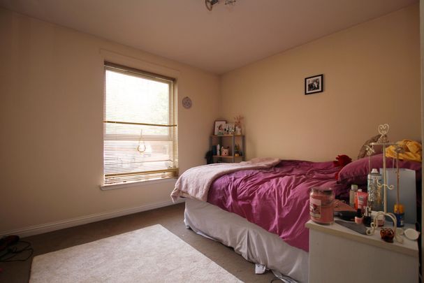 Dunaskin Street, West End, Glasgow - Photo 1