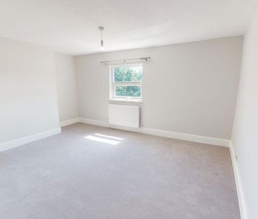 2 bedroom end of terrace house to rent - Photo 6