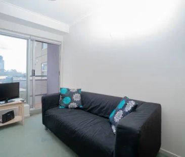 1Bedrooms, 1Bathrooms - Photo 1