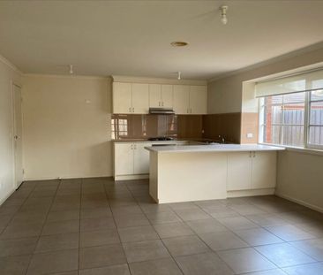 Central Cranbourne Location - Photo 4