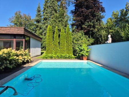 Großzügiger Bungalow mit Gebirgsblick und Außenpool im Herzen von Leonding! 250 m² WNFL, Grund 2.156 m², Doppelgarage! - Photo 5