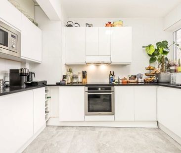 Chiswick High Road, W4 1SY, London - Photo 5