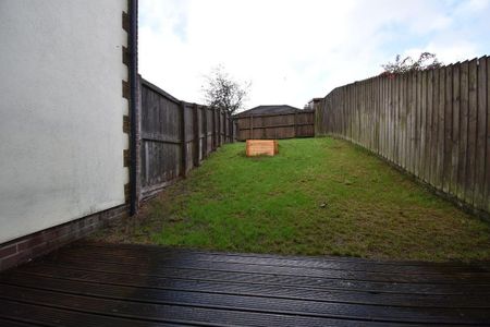 3 bedroom terraced house to rent - Photo 2