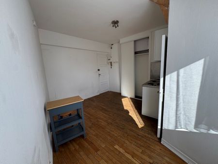 Location Appartement 1 Pièce 13 m² - Photo 3