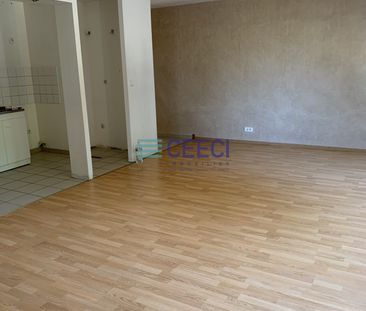 Location Appartement 3 pièces 76m² SOISSONS 02200 - Photo 2