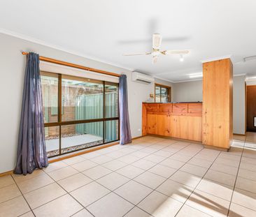 Two bedroom unit - Photo 2