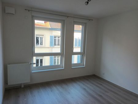 Location Appartement 3 pièces 62m² - Photo 3