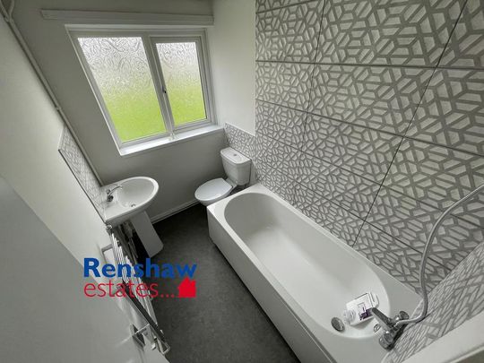 2 bedroom ground floor flat to rent - Photo 1