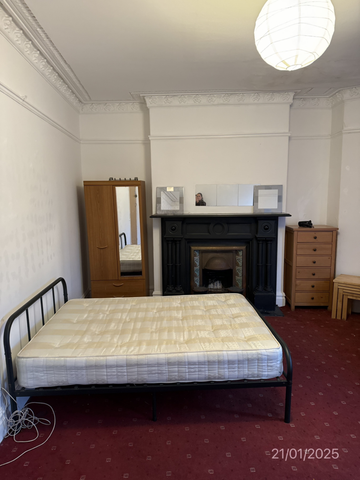 8 bedroom terraced house to rent - Photo 4