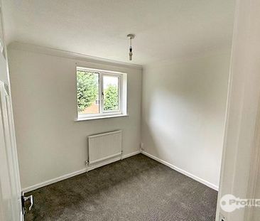 3 bedroom detached house to rent - Photo 3