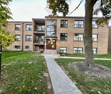 For Lease - 11 Wingreen Court Unit# 4, Toronto, Ontario - Photo 1
