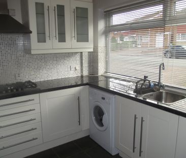 3 bedroom house to rent - Photo 2