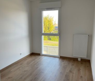 Location Appartement 3 pièces 68m² - Photo 3