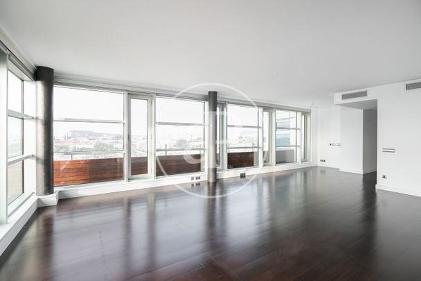 Penthouse for rent in Front Marítim del Poblenou - Photo 1