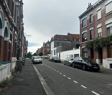 Location Appartement 1 pièce 14m² MONS EN BAROEUL 59370 - Photo 6