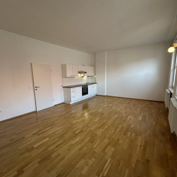 Stilvolle Altbauwohnung im Kremser Stadtzentrum - Photo 1