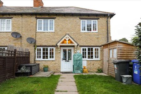 2 bedroom end of terrace house to rent - Photo 3