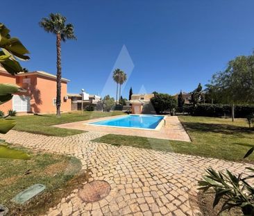 3 room luxury House for rent in Quarteira, Loulé, Distrito de Faro - Photo 2