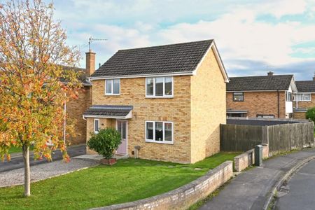 3 bedroom detached house to rent - Photo 4