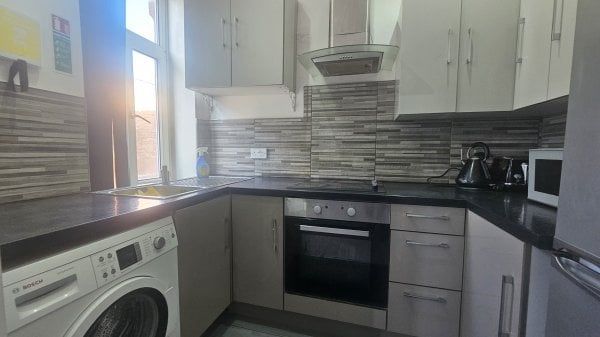 Mount Street, Preston - Photo 1