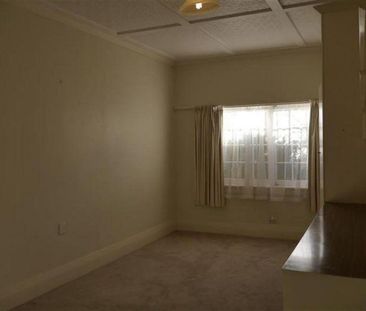 Spacious living near the CBD - Photo 3