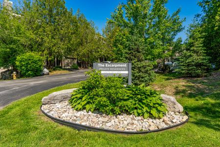 For Lease - 197 Escarpment Crescent, Collingwood, Ontario - Photo 4