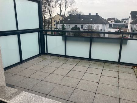 Wunderschöne 2-Zimmer-Wohnung mit großem Balkon! - Photo 3