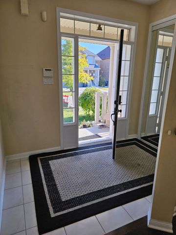 For Lease - 4 Mercedes Road, Brampton, Ontario - Photo 4