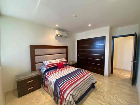 Loft amueblado y equipado de 2 recámaras en privada, en colonia privilegiada dentro de periférico. - Photo 5