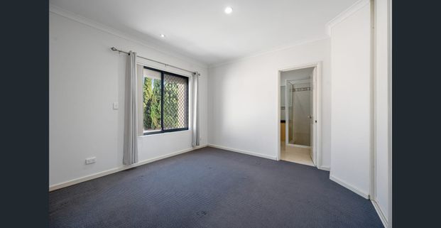 PREMIUM LIVING IN THE HEART OF BENTLEY - Photo 1