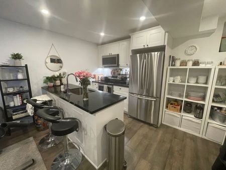 For Lease - 122 Boultbee (Lower) Avenue, Toronto, Ontario - Photo 2