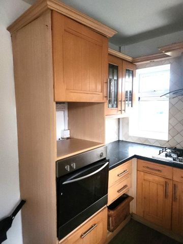 2 bedroom maisonette to rent - Photo 5