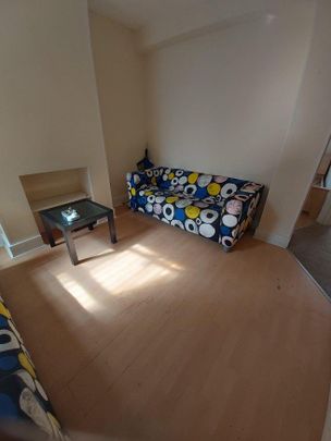 4 bedroom house share to rent - Photo 1