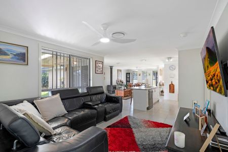 Immaculately Presented Family Home in Saddlers Ridge Estate - Photo 3