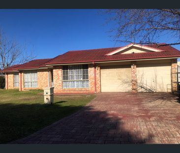 16 Gerald Street, Cecil Hills, NSW 2171 - Photo 3