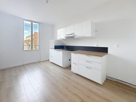 Location Appartement 3 pièces 68m² AGEN 47000 - Photo 3
